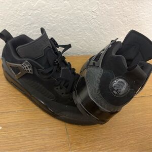 Sleek Black Men's Sneakers